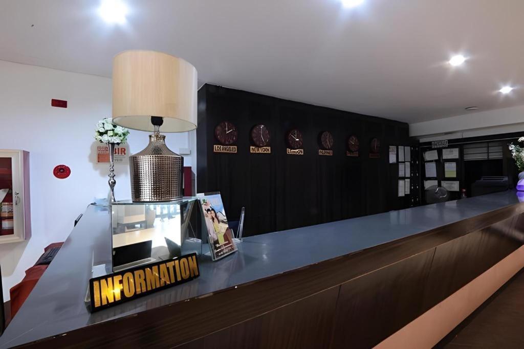 D' Leonor Hotel Davao Екстер'єр фото