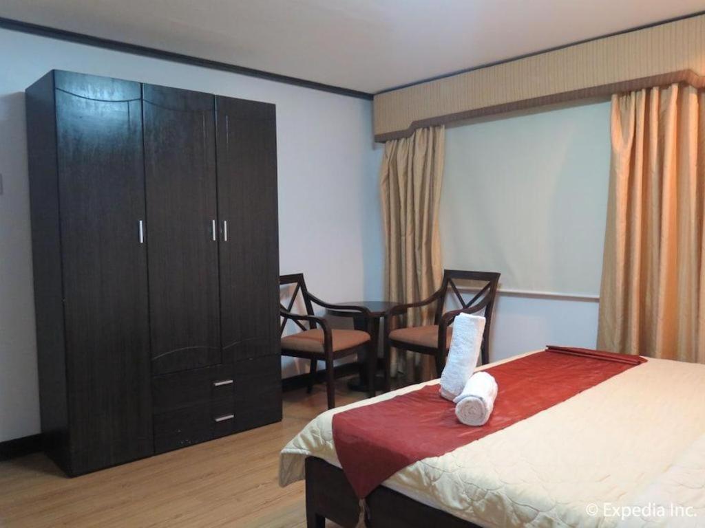 D' Leonor Hotel Davao Екстер'єр фото