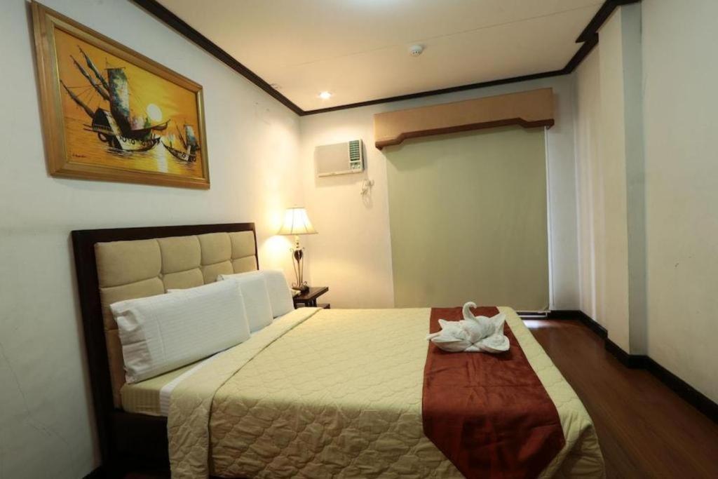 D' Leonor Hotel Davao Екстер'єр фото
