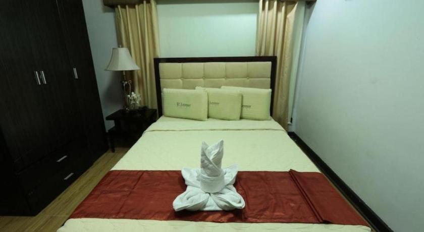 D' Leonor Hotel Davao Екстер'єр фото